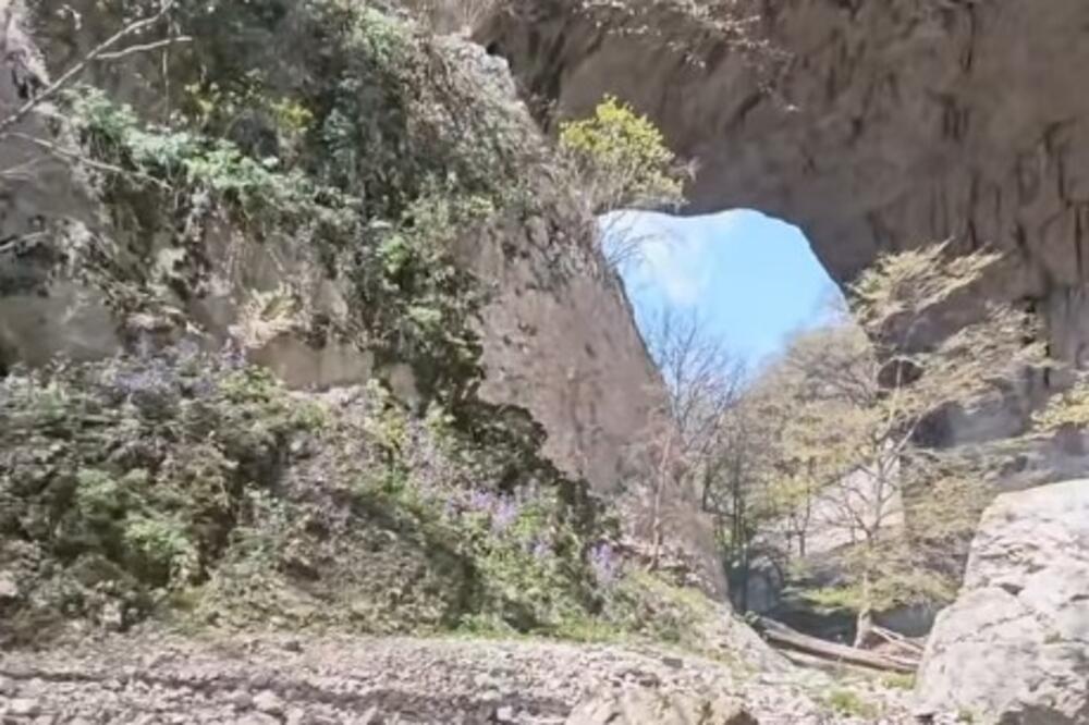 Na istoku Srbije se krije pravo čudo prirode: Ovo mesto mami turiste, prizori su nestvarni! (VIDEO)