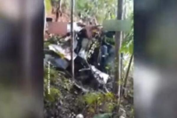 PAO HELIKOPTER 5 MINUTA NAKON POLETANJA: Osam osoba poginulo, olupina letelice pronađena u šumi (VIDEO)