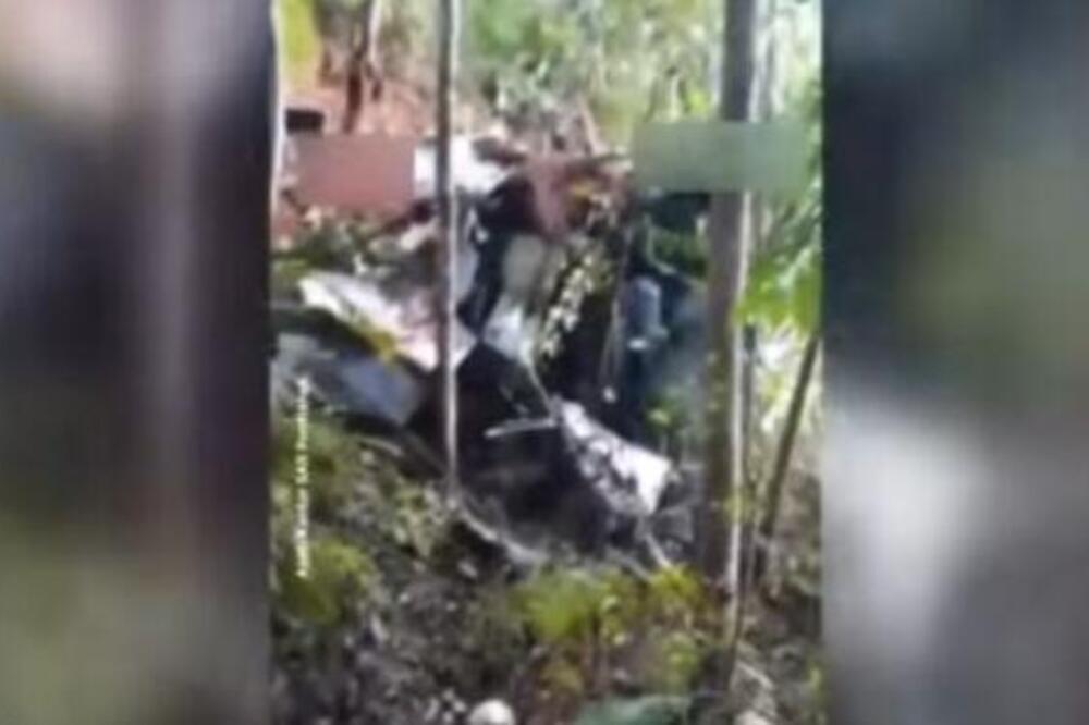 PAO HELIKOPTER 5 MINUTA NAKON POLETANJA: Osam osoba poginulo, olupina letelice pronađena u šumi (VIDEO)