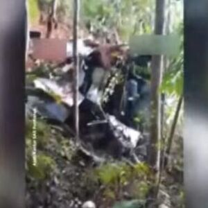 PAO HELIKOPTER 5 MINUTA NAKON POLETANJA: Osam osoba poginulo, olupina letelice pronađena u šumi (VIDEO)