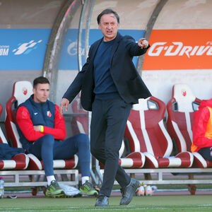 "Smešna situacija... Ubeđivali su sudiju dva minuta da nam pokaže crveni, čak su i igrači Zvezde bili iznenađeni"