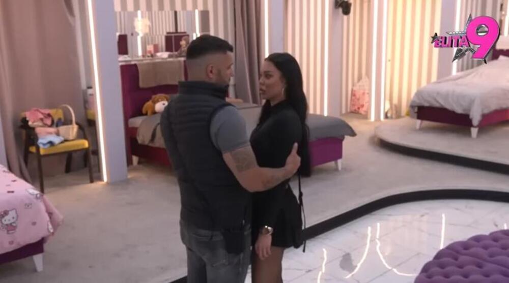 PUKLA TIKVA! Raskinuo PAR O KOM BRUJI SRBIJA! Ona JECALA, RIDALA, PRIZNALA DA JE NA LEKOVIMA "Smeće jedno lažljivo"