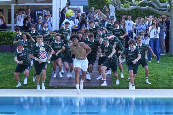 Artur Fis osvetio Hamada Međedovića za četvrtu titulu u karijeri (Video/Foto)