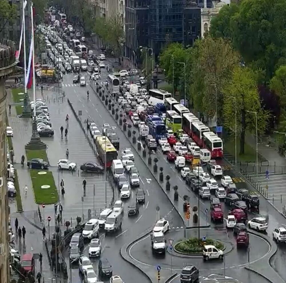 Kolaps na Trgu Nikole Pašića