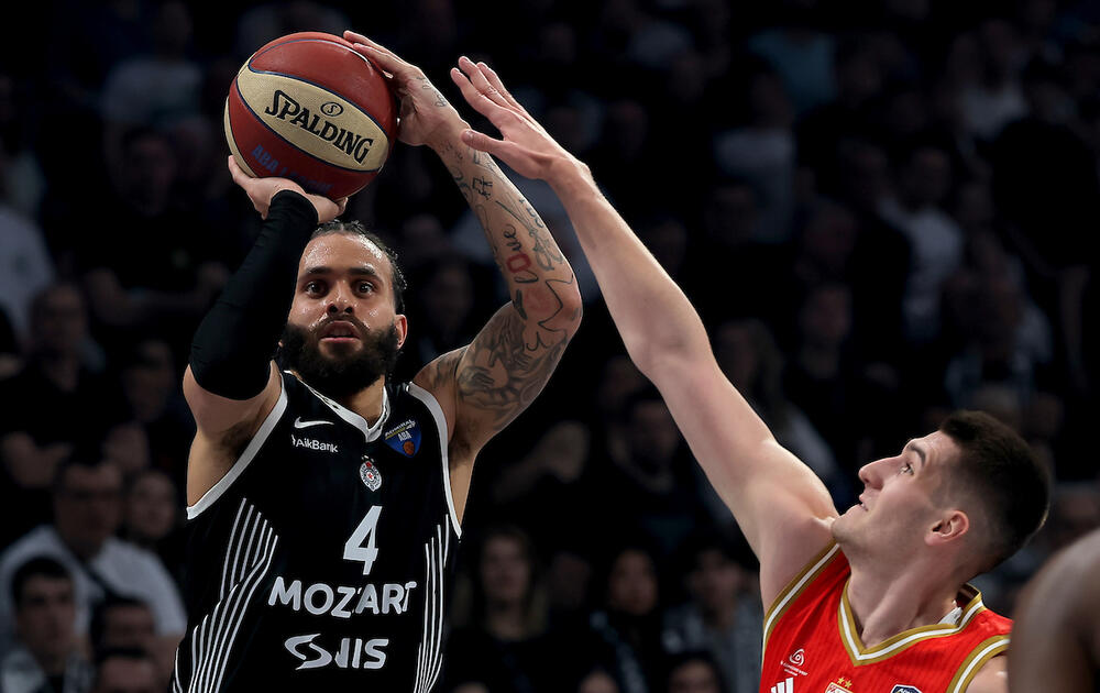 Duejn Vašington napušta Partizan?