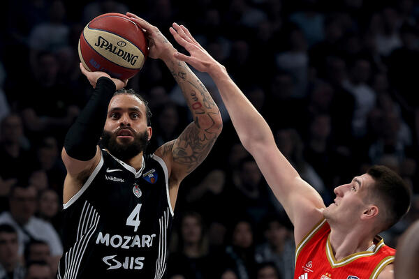 Duejn Vašington napušta Partizan?