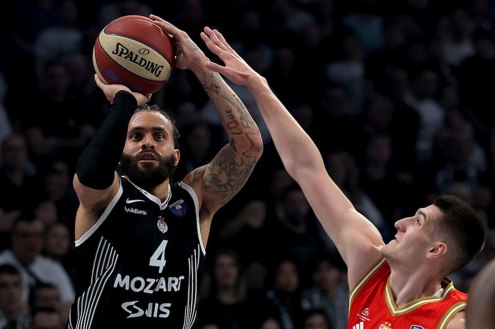 Duejn Vašington napušta Partizan?