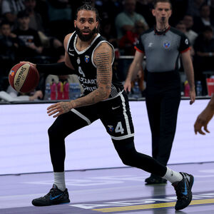 Partizan umalo od gotovog do veresije: Vašington sa dve trojke odbio nalet Bosne