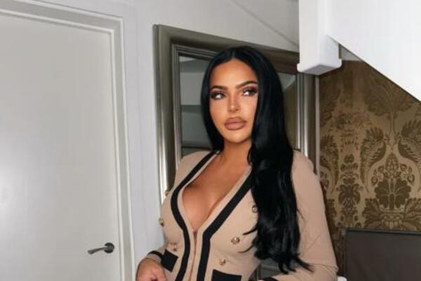 Uznemirujući snimak! Influenserka PREGAZILA KOLIMA drugu! Razlog za to je užasan