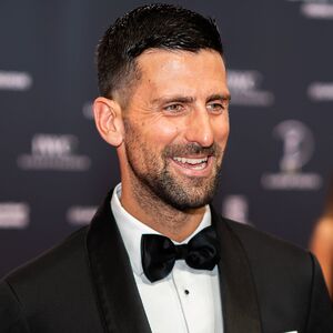 Selfi za Luvr: Domaćin Novak Đoković u društvu fudbalskih ikona (Foto)