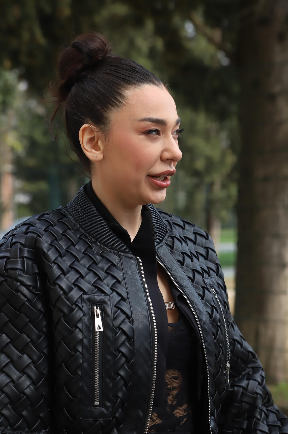 NEVIĐENE SCENE NA PRVOJ TELEVIZIJI: Ništa je nije sprečilo ovako da odbrusi starijem kolegi, DESILA SE PRAVA DRAMA