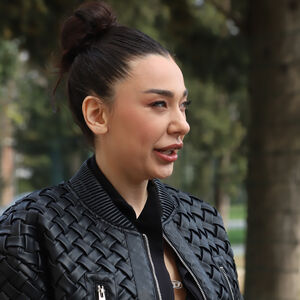 NEVIĐENE SCENE NA PRVOJ TELEVIZIJI: Ništa je nije sprečilo ovako da odbrusi starijem kolegi, DESILA SE PRAVA DRAMA