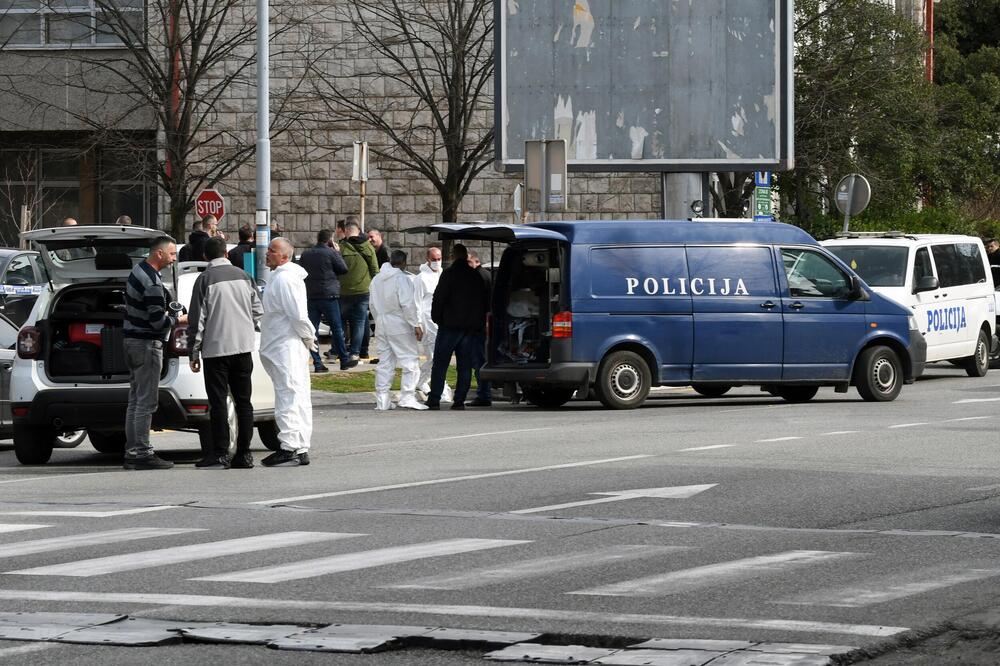 PRVI SNIMCI SA MESTA KRVOPROLIĆA U PODGORICI: Nasmrt izbo trojicu muškaraca! Ubica i dalje u bekstvu! (VIDEO)