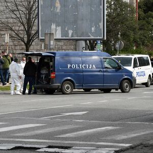 PRVI SNIMCI SA MESTA KRVOPROLIĆA U PODGORICI: Nasmrt izbo trojicu muškaraca! Ubica i dalje u bekstvu! (VIDEO)