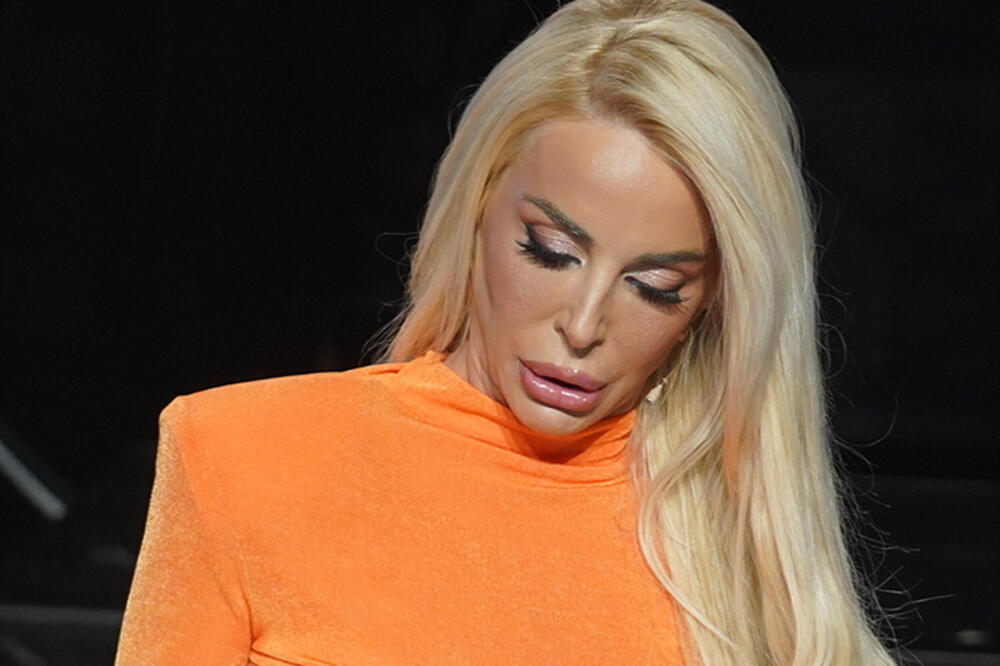 "NJEGOV GREH I NJEGOVA SAVEST" Voditeljka Pinka progovorila o neverstvu "Ne bih ostala pa makar imala petoro dece"