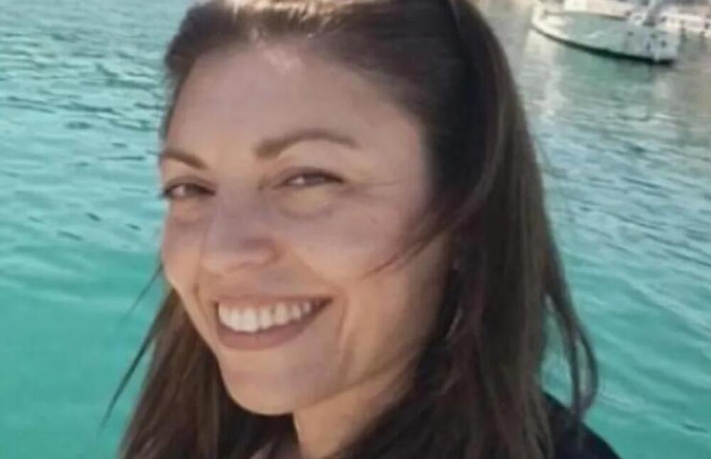 MAJKA TROJE DECE NESTALA BEZ TRAGA! Njen bivši muž pronađen mrtav, misterija koja trese Grčku postaje sve veća