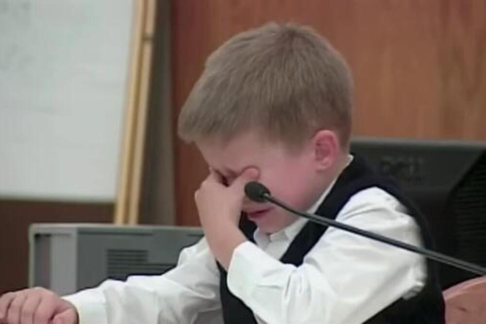 DEČAK (7) ZAPLAKAO KAO KIŠA PRED SUDIJOM, PA IZUSTIO SAMO JEDNU REČENICU... Zbog onoga što je rekao ĆETE SE SLEDITI