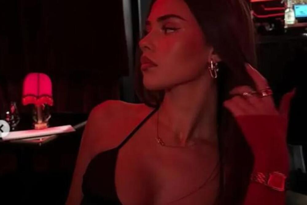 PRELEPA LEA ZARADILA VIŠE OD 4 MILIONA U SAMO GODINU DANA: Kad čujete kako je došla do ove cifte, ZGRANUĆETE SE!