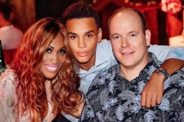 NAJBOGATIJI PRINC U EVROPI NAPRAVIO DETE STJUARDESI: Sve hteo da zataška i izbegne SKANDAL, a onda je pukla bruka!