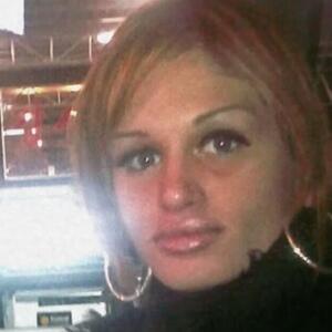 DEVOJKA TRČALA ULICOM, MOLILA ZA POMOĆ, PA UBIJENA BRUTALNO: U blizini pronađeno 11 tela, policija ZENEMELA, JEZIVO