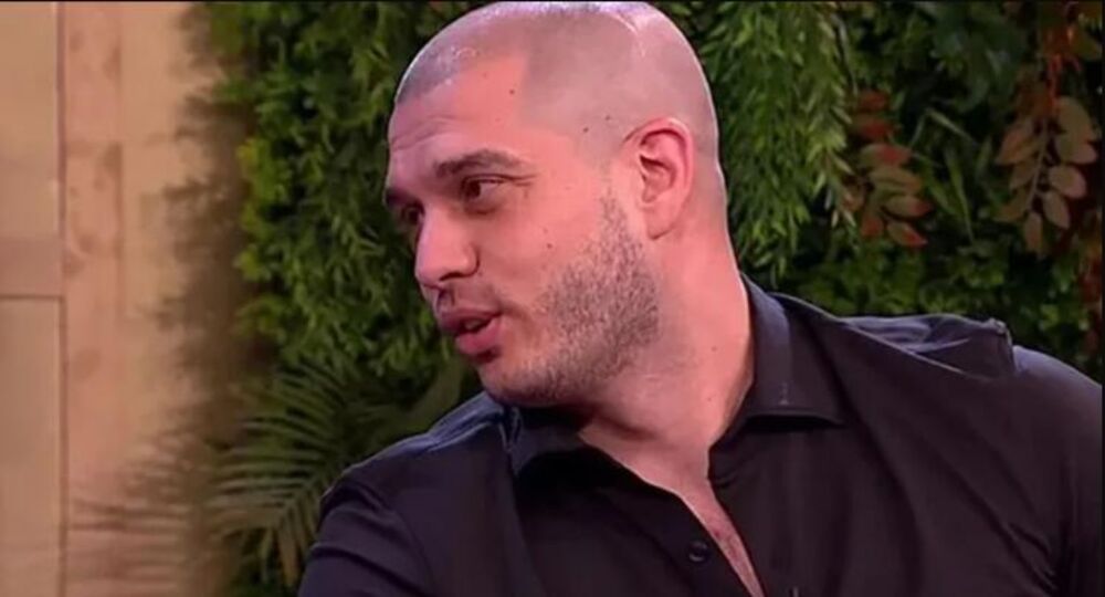 BRAČNI PAR MITROVIĆ MU PRUŽIO RUKU POMIRENJA, A ON SAD U PROGRAMU IZJAVIO OVO! Otkriveno sve o poslovima