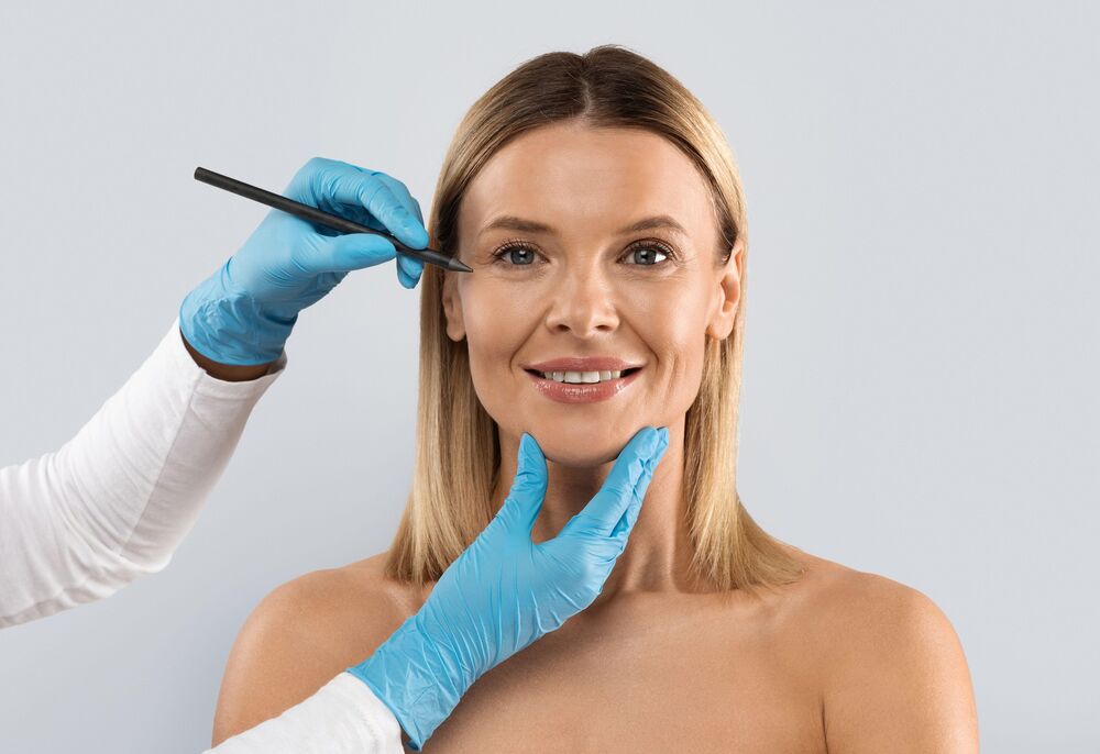 Plastična operacija, Estetska hirurgija, Botoks, Žena, bore, Hormoni, Plastična hirurgija