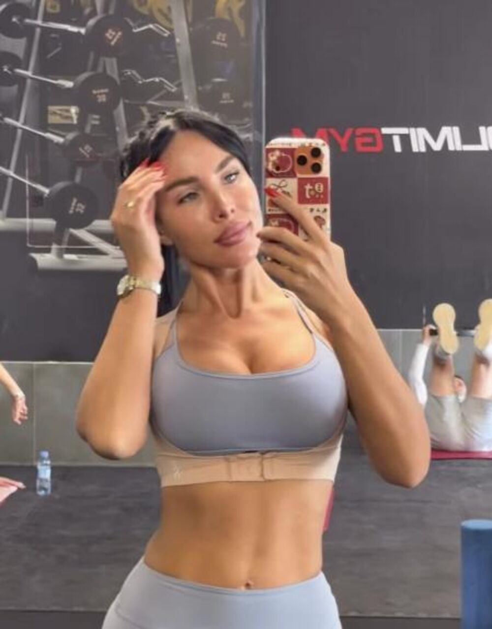 "VREME ZA CIRKUS" Njen dolazak u Elitu svi iščekuju, a ona se sad oglasila, evo gde je tik pred ulazak u rijaliti