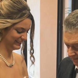 OVA STUDENTKINJA SE UDALA ZA PROFESORA KOJI JE OD NJE STARIJI 40 GODINA: Predavao joj u SREDNJOJ, a onda...