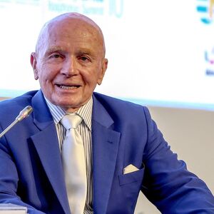 Umro "otac svih investitora"