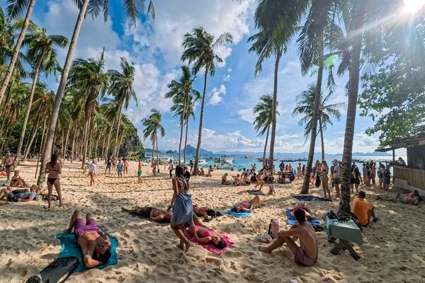 RAJ NA ZEMLJI KOJI ODUZIMA DAH: Ovo mesto osvaja turiste nestvarnim prizorima - evo koliko košta put iz Srbije