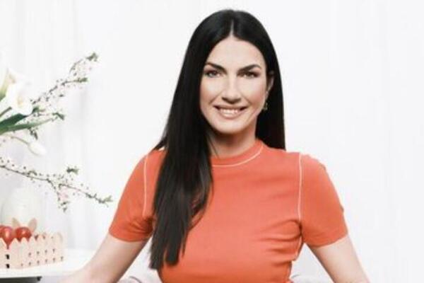 NOVA VODITELJKA INFORMATIVNOG PROGRAMA IVANA JOVANOVIĆ OD DANAS U STUDIJU KURIR TELEVIZIJE: Ovo je moja kuća
