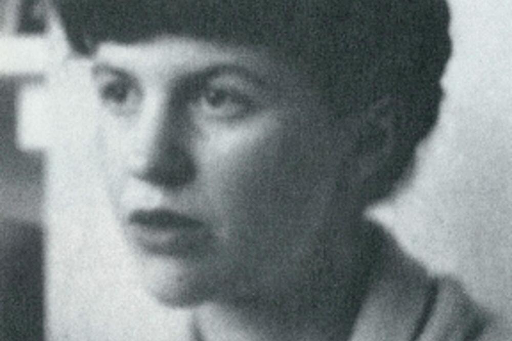 USPAVALA DECU, A ONDA SE UBILA: Silvija nakon suprugove prevare ODUZELA SEBI ŽIVOT NA NIKAD BIZARNIJI NAČIN