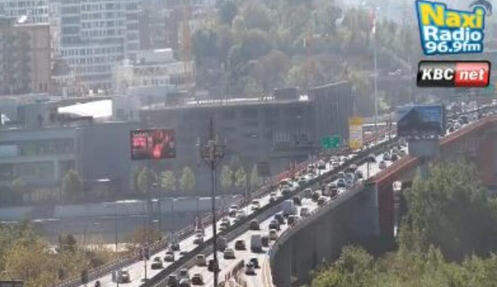 VOZILA U OVOM DELU BEOGRADA STOJE! Koloni nema kraja, naoružajte se strpljenjem - NEĆETE SKORO DOĆI DO POSLA