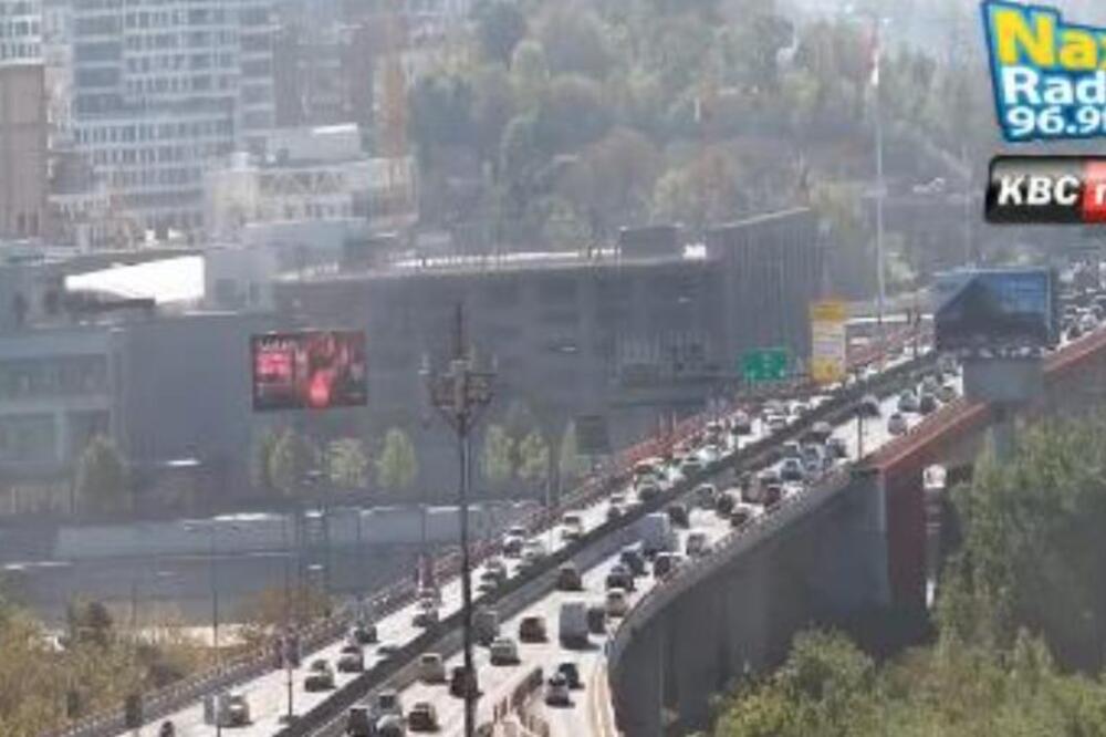 VOZILA U OVOM DELU BEOGRADA STOJE! Koloni nema kraja, naoružajte se strpljenjem - NEĆETE SKORO DOĆI DO POSLA