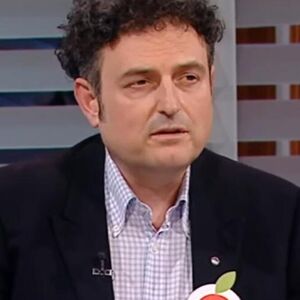 DOKTOR SRETENOVIĆ KAŽE DA OBRATITE PAŽNJU AKO VAS OVDE BOLI GLAVA: Može biti simptom opasnog oboljenja!