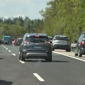 "TO NISU LJUDI, TO SU BEOGRAĐANI": Slovenci se razmakli zbog Hitne pomoći, a onda je upao Beograđanin, mreže GORE!