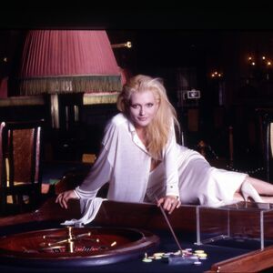 PEVAČICA BILA UDATA ZA NAJBOTAGIJEG ČOVEKA NA KOSOVU! Ostavio je zbog ljubomore, a onda je našla 22 godine mlađeg