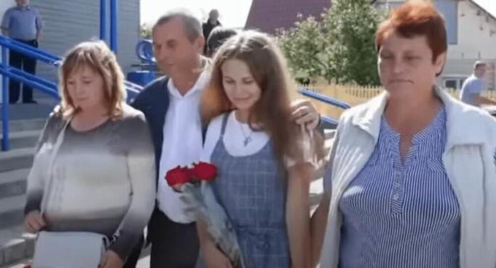 JULIJU JE OTAC IZGUBIO U VOZU 1999. godine: Probudio se u lokvi krvi, svi mislili da je mrtva a onda je usledio ŠOK