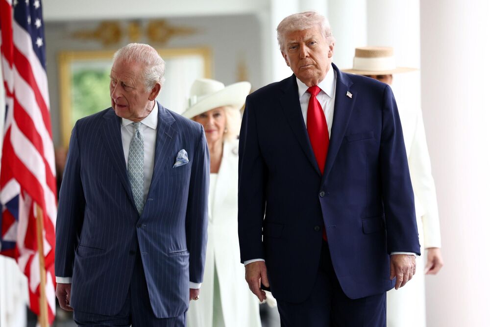 Donald Tramp, Kralj Čarls