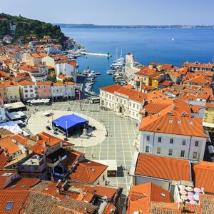 Nova taksa u letovalištu koje Srbi obožavaju! Plaća se 200 evra po danu, sad će mnogi razmiliti 2 puta