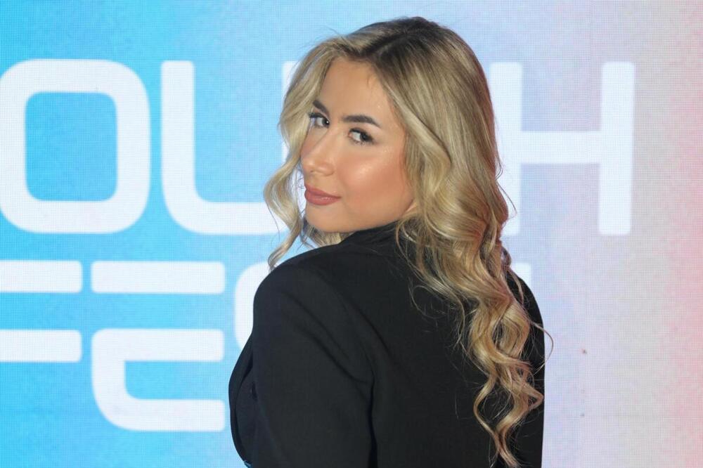 ANASTASIJA RILAK ODLUČILA DA BIRA SLOBODU! Iznenađenje za publiku stiže u junu: Najava izazvala haos na mrežama