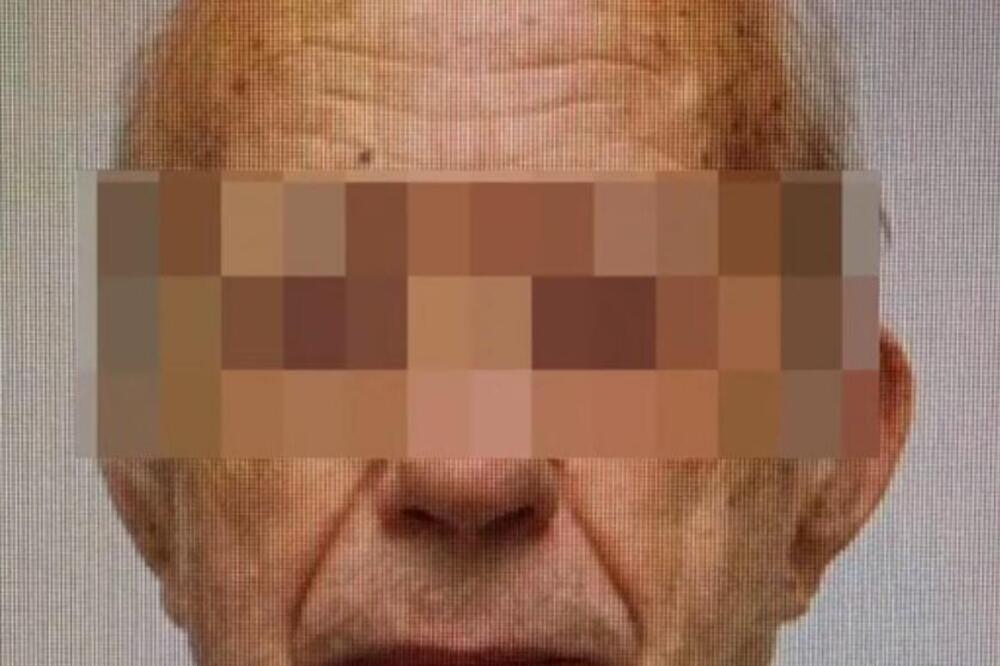 OVO JE DEDA (89) KOJI JE IZAZVAO HAOS U CENTRU ATINE: Rešetao kao kauboj, pa dao ŠOK IZJAVU - "SAMO SAM ŽELEO..."