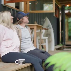 OD POLOVNOG KONTEJNERA NAPRAVILI KUĆICU IZ SNOVA! Pogledajte kako izgleda unutra, ODUŠEVIĆETE SE (VIDEO)