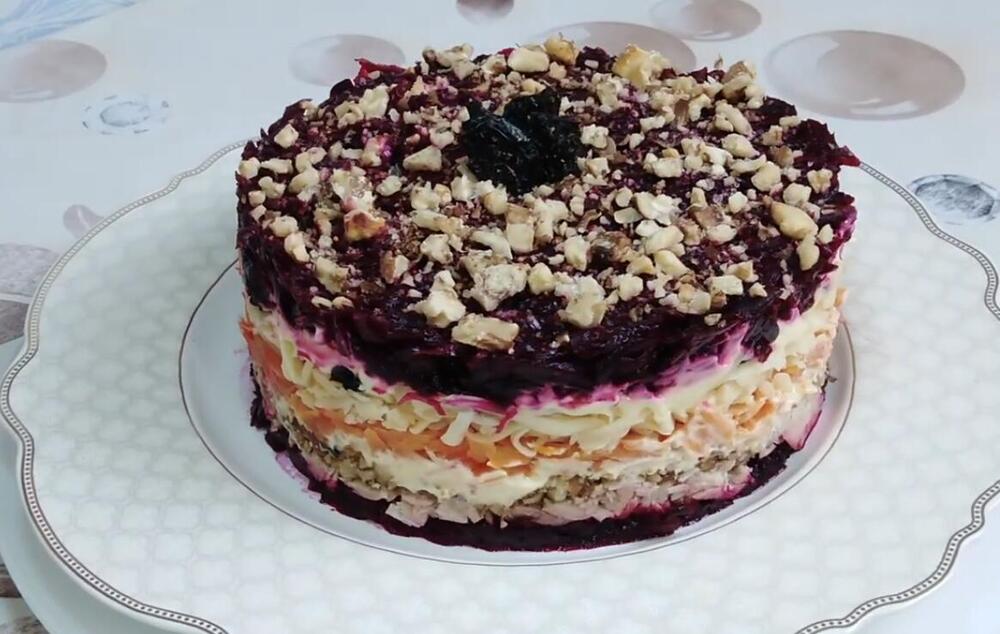 Ova salata će vas oduševiti više od ruske! Obožavaju je i u Aziji i u Rusiji, a toliko je jaka da menja obrok