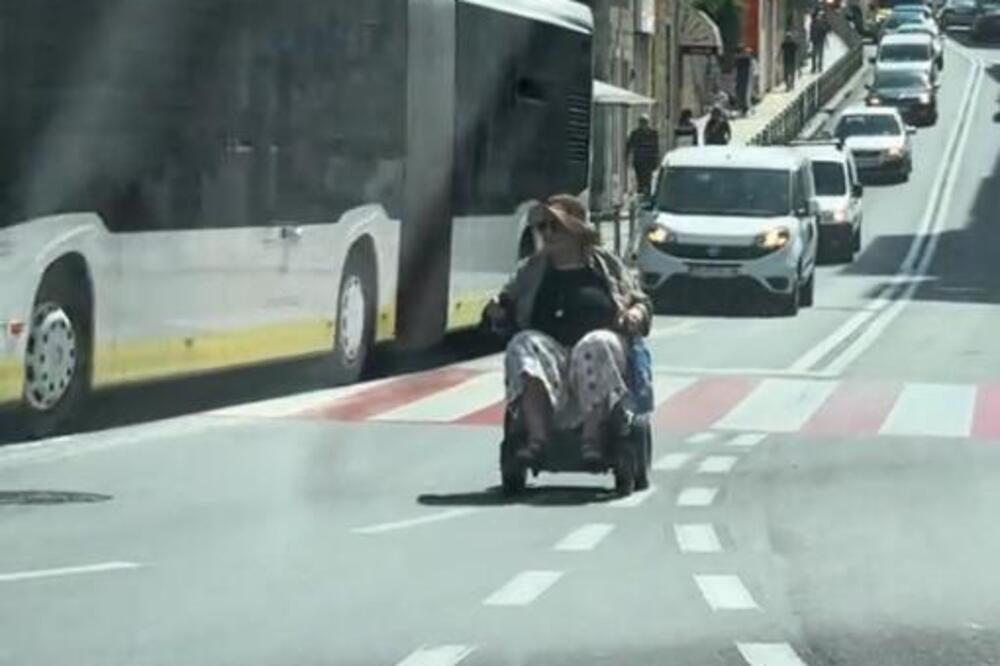 "KO JE OVA DIVA?" Baka u kolicima nasred puta zapalila region, 400.000 ljudi gleda u prizor iz Splita i NE TREPĆE!