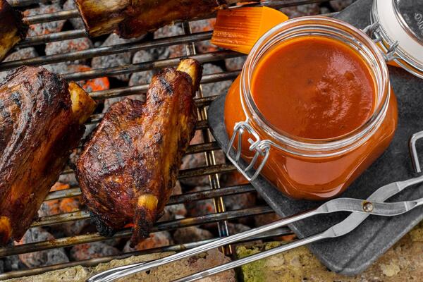 Najbrži recept za "barbikju" sos ": Savršeno ide uz roštilj, potrebno vam je samo 10 minuta, a 100 puta je zdraviji