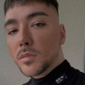 "ON SVAKO VEČE PEVA, VEŽBA, MI GA ČUJEMO NA DEDINJU": Pevačica razotkrila šta se to dešava sa Milanom Stankovićem!