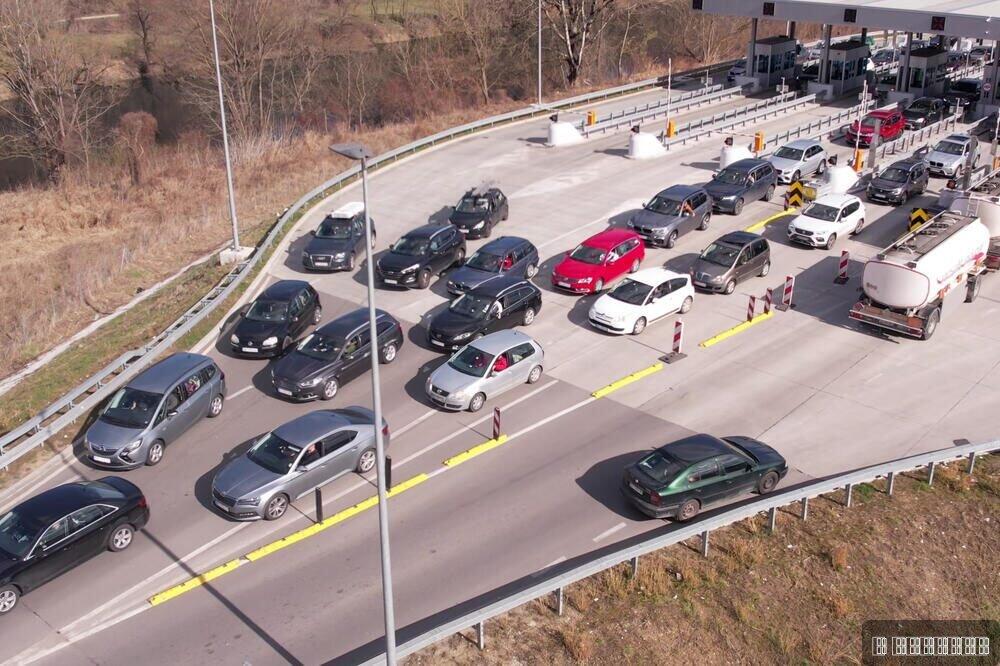 SPREMITE SE ZA PAKAO NA PUTEVIMA ZA PRVOMAJSKE PRAZNIKE: Već danas počinje, OVDE ĆE BITI NAJKRITIČNIJE