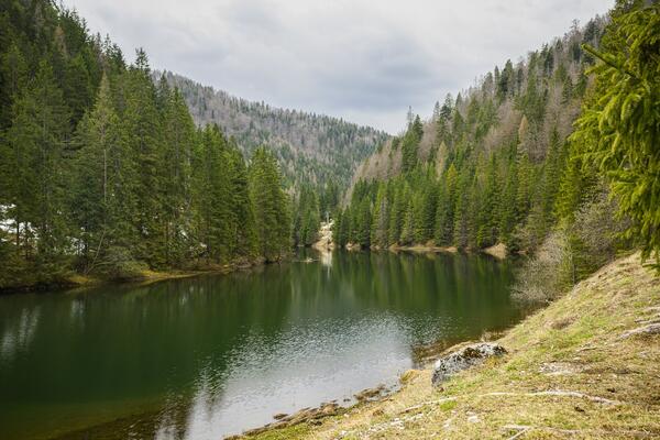 Evropski grad proglašen najjeftinijom destinacijom za leto 2026: Priroda kao iz bajke, bogat sadržaj za male pare