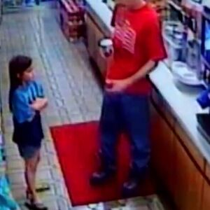 Komšija prijavio sumnjivi kombi ispred kuće: Roditelji pronađeni unakaženi, od dece ni traga, a onda se desilo čudo